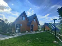 Yuexi Lingxi Shengtai Family Farm Homestay - parcheggio