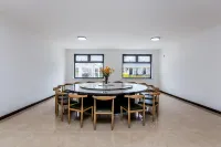Grassland Star Vocation Hotel - breakfast