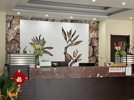 Jinglan Homestay in Linquan County Отели в г. Линьцюань