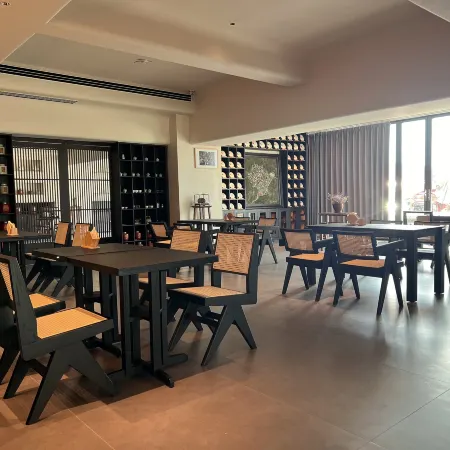 Xishuangbanna Menghai Seventeen Homestay Complex