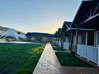 Tekes Shanjian Yunhai Homestay Hotels near Kalajun National Park