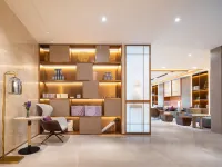 Lavande Hotel (Shenyang Shenbei University Town Normal University Wanda Plaza Branch) Hotels near Shenbei