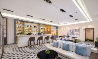 Yangquan Lanou International Hotel