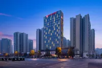 Hilton Garden Inn Leshan  shizhong Hotels near Tiangongkaiwu Cultural Tourism Scenic Spot