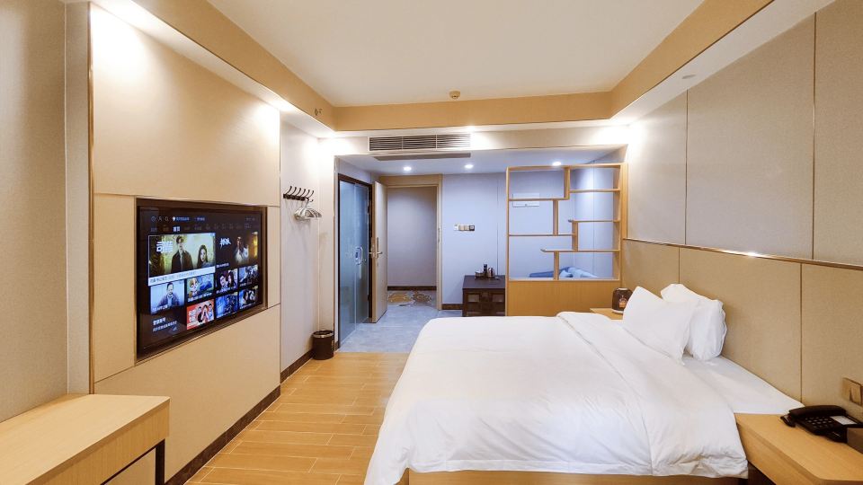 Yiyi Business Hotel