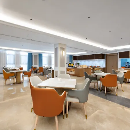 Vienna Hotel (Baoding Yun Center Shanggu Daguan)