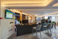 mountain hike - bar