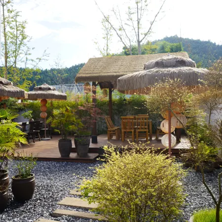 Chongyi Lanxi Zai Jiangye Homestay