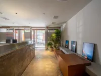 Yer Hotel  (Wuhan Yangtze River Bridge, Yellow Crane Tower & Hubu Alley Branch) Hotels near Qingchuan Pavilion