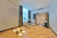 Yimi S Hotel (Guangzhou Nanzhou Metro Station & Sun Yat-sen Memorial Hospital Branch) - parking