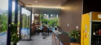 Muyang Qichi Lakeside Vacation Apartment - parking