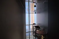 Weiting R Hotel (Nanjing Road Pedestrian Street People's Square Station) - 3-Star