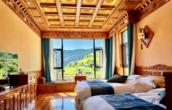 YANG·Yangnuoer Homestay (Zhagana Scenic Area)