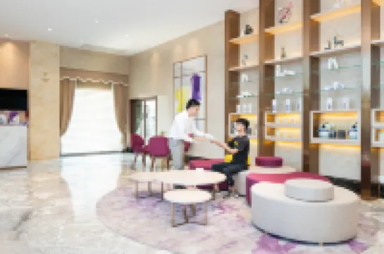 Lavande Hotel (huizhou boluo Shiwan Jintang)