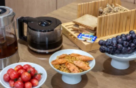 Poltton International Apartments (Yangjiang Donghuicheng Plaza)