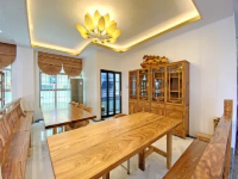 Hailingdao H Xiaocunjukezhan Chinese Inn