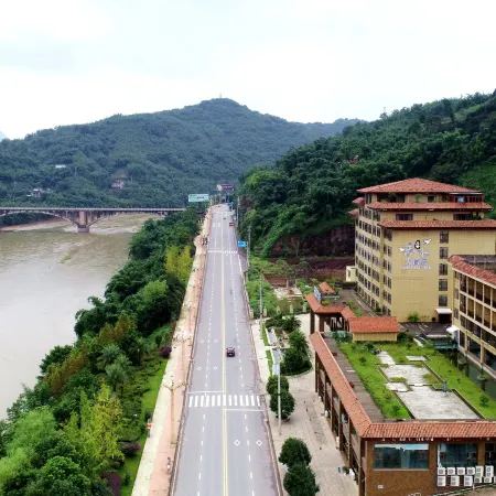 Chishui Hotel