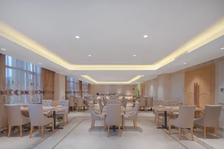 Vienna Hotel (Muping Century Huating Branch) Отели в г. Фупин