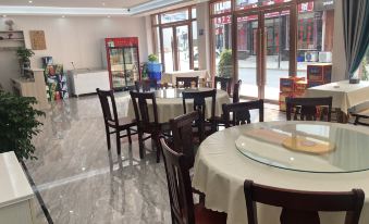 Xiandao Lake has you inn all the way