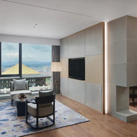 Sheraton Yunfu Xinxing Hotel