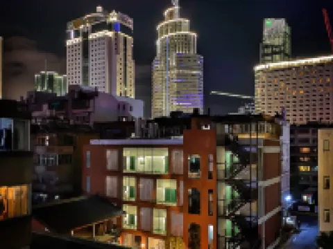Kunming Sushuo Boutique Hotel (Nanping Street Jinmafang Branch) Hotels near Nanqiang Pedestrian Street