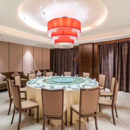 Jindu Lanhai Junhua Hotel (Xuzhou Feng County Feilong Lake)