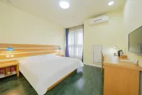 Homeinn Hotel (Chongqing North Railway Station High-speed Railway Station) Hotels in Chongqing