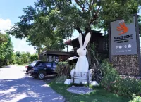 Papa's Home and Rabbit Café
