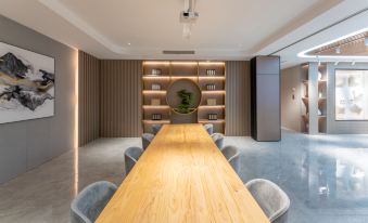18 Degrees Residence Future Hotel