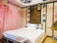 金华诺亚丁公寓 - 日式观影大床房