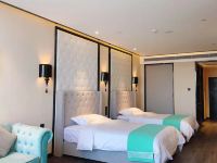 昌吉蓝泊湾酒店 - 景观高级双床房