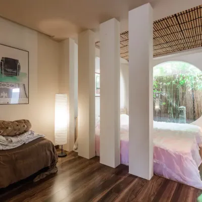 Gueshouse Yanagawa Hotel berhampiran Stesen Hachimanmae