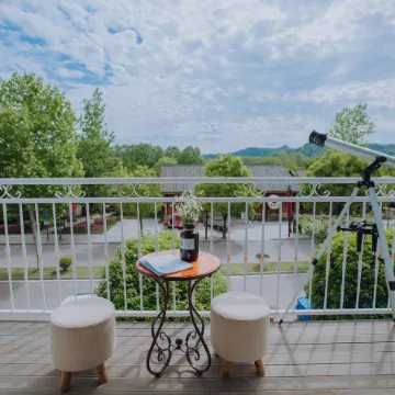 Jinyun Photography Theme Inn (Xiandu Scenic Area Branch)