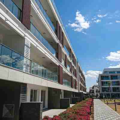 Courtyard Long Beach Holiday Resort Hotel Exterior