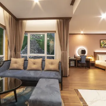 MARIGOLD HOTEL DALAT