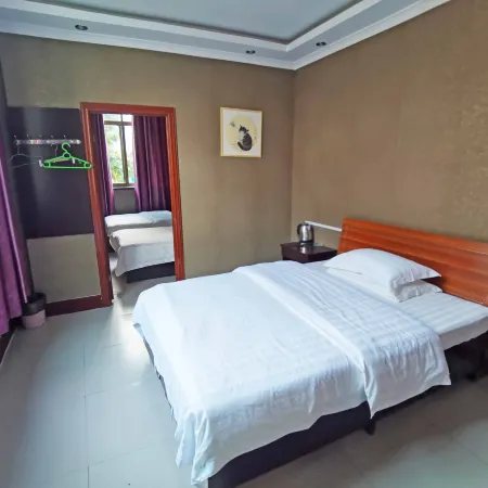Fangcheng Fangjie Hotel