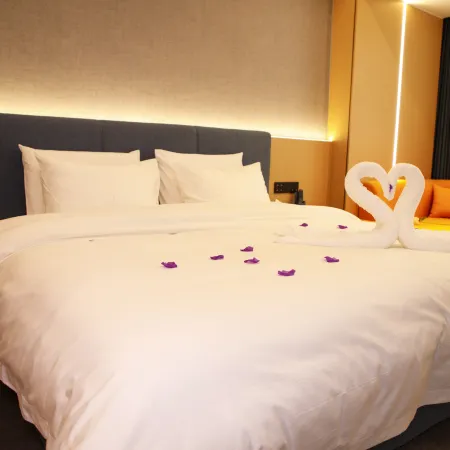 XinYue international Hotel PingJiang branch