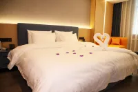 XinYue international Hotel PingJiang branch