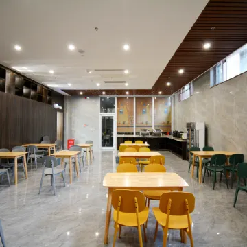 Ray Bowen Hotel (Jize County View Bridge)