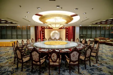 Cixian Yiquan Lake Hotel