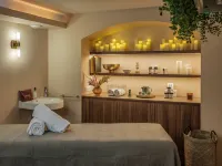 Seven Hotel Hotels in Paris