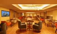 Echarm Hotel (Hengshui No. 2 High School Railway Station)
