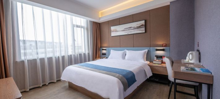 Huaxuan Select Hotel (Changning Lotus Station Store) Hoteles en Changning