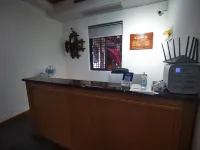 Three half - day free b&B