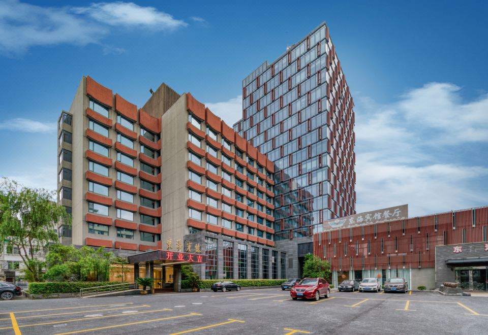 Donghai Hotel (Hangzhou West Lake Wulin Square) Images