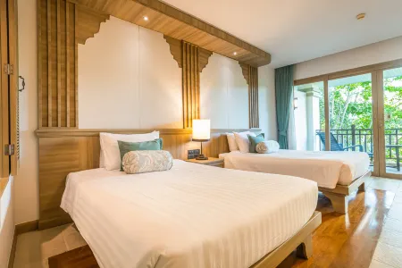 Ravindra Beach Resort & Spa