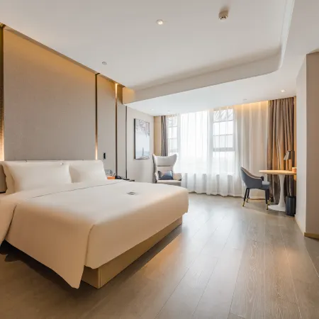 Atour Hotel Pinghu Donghu Sports Center