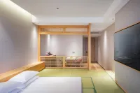 Antler Tatami Tatami Hotel Kashima (Linping Xintiandi Store) Các khách sạn gần Linping South Station
