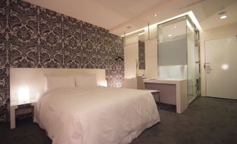 Hotel Purity