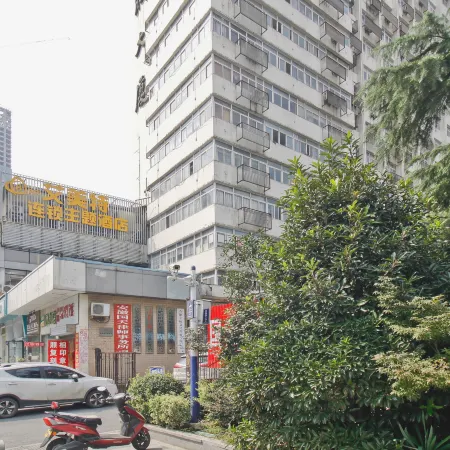 Airmate Chain Hotel (Shifu Square Pedestrian Street)